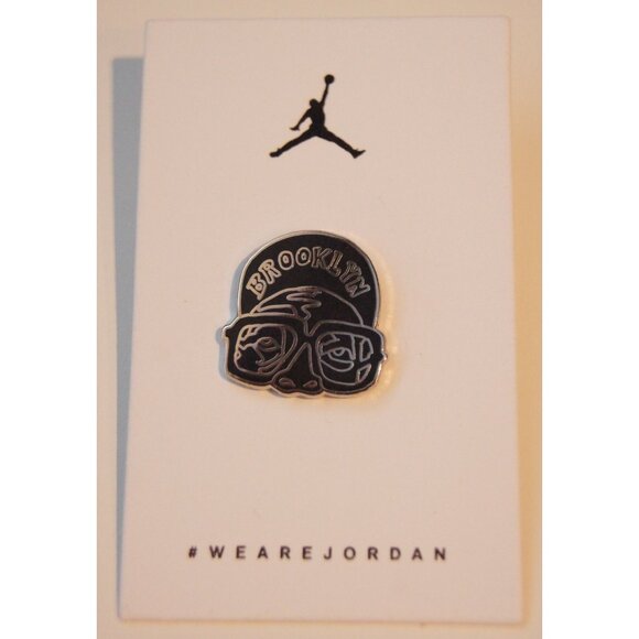 Jordan Pins Spike Lee #WEAREJORDAN - Picture 2 of 6